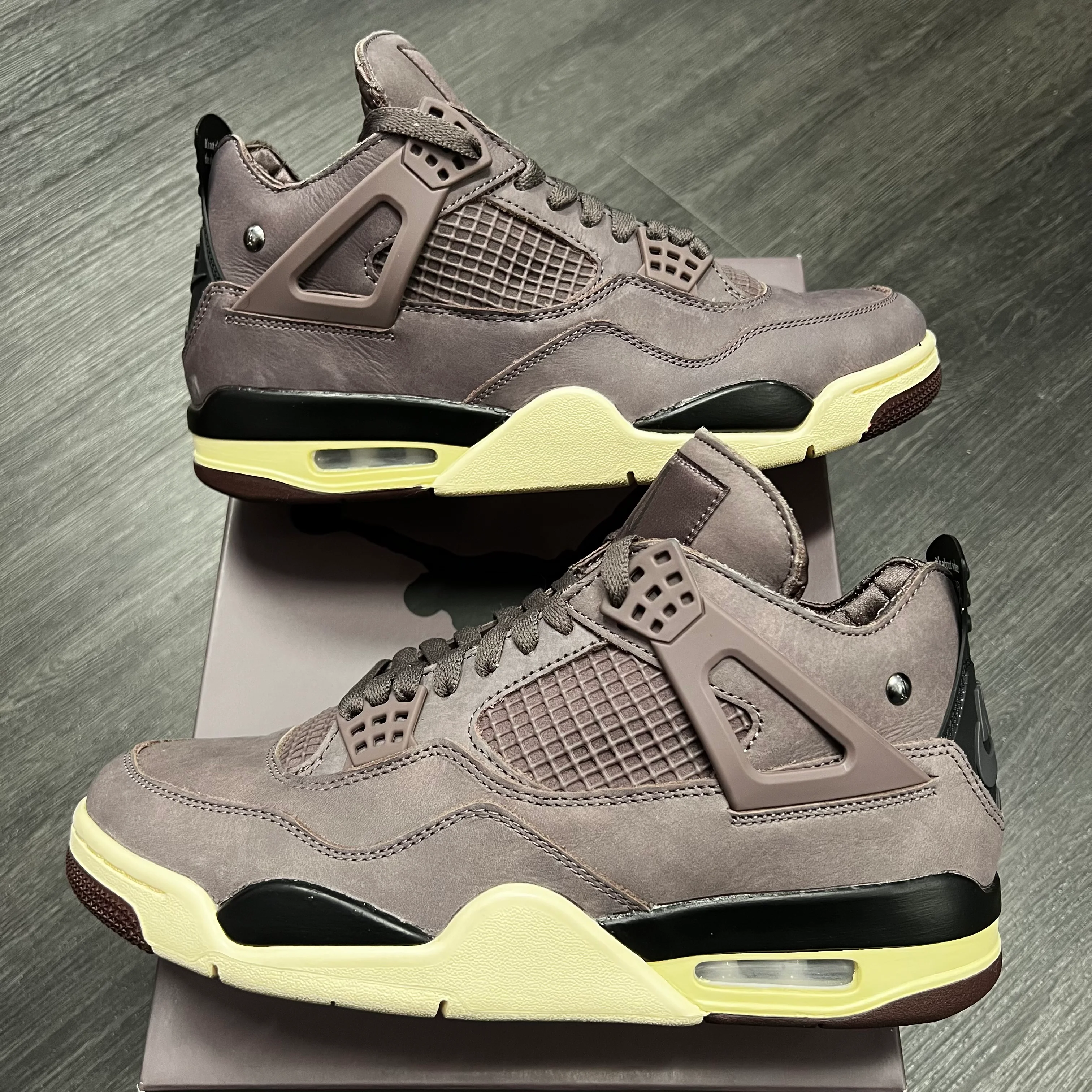 Jordan 4 Retro A Ma Maniere U8.5 - Image 3